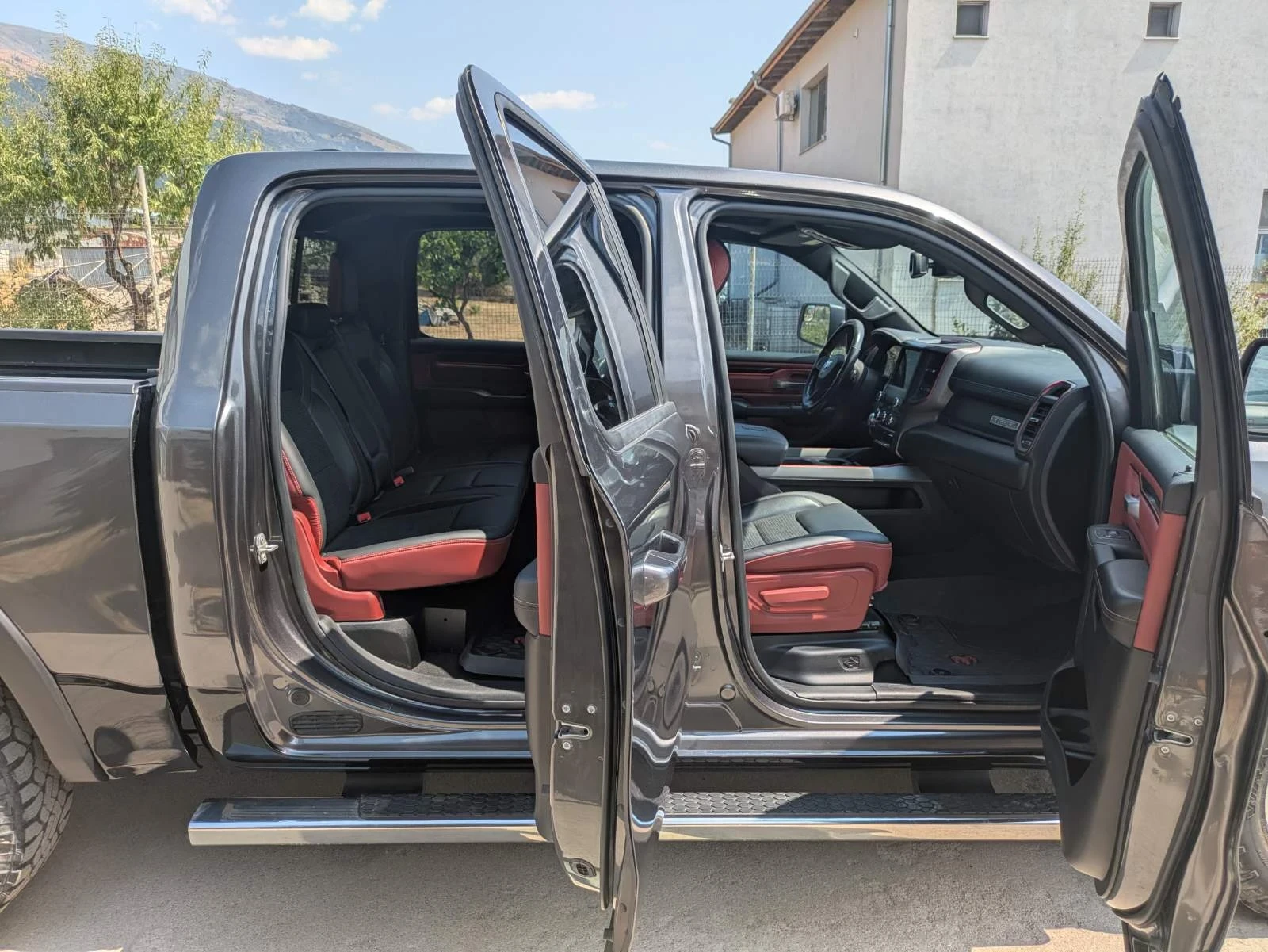 Dodge RAM 1500 Rebel/5.7 HEMI/FULL, снимка 6 - Автомобили и джипове - 55769772