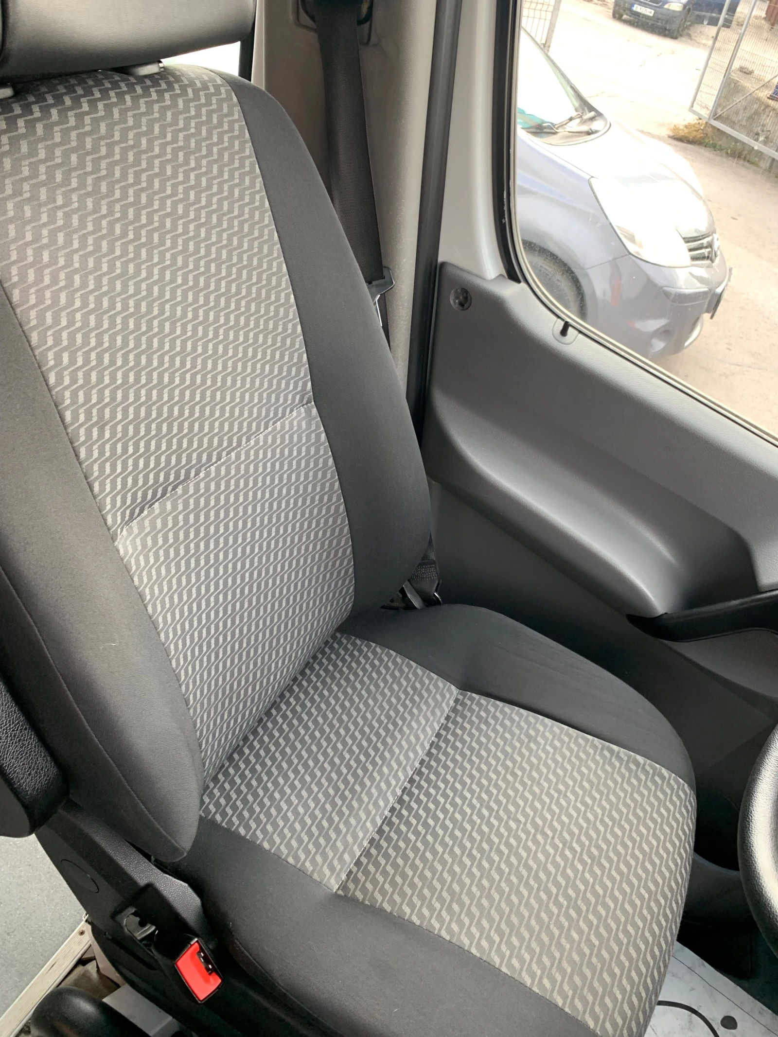 Mercedes-Benz Sprinter 311CDI - изображение 7