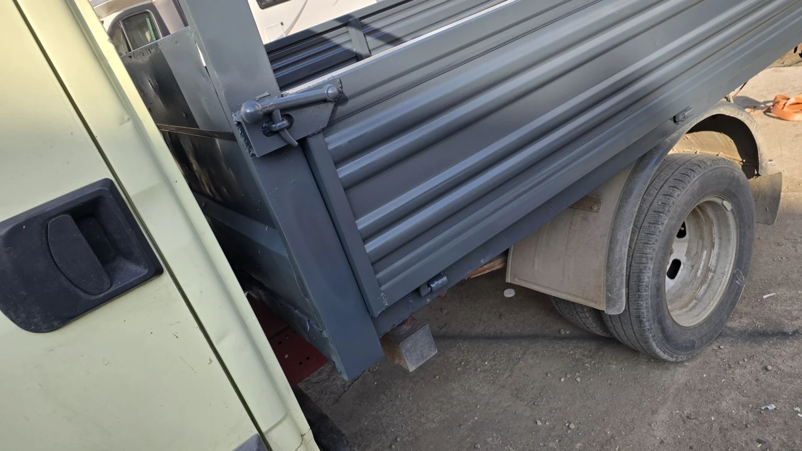 Iveco 35c13 2.3 jtd 3стр самосвал ново шаси, снимка 16 - Бусове и автобуси - 53758780