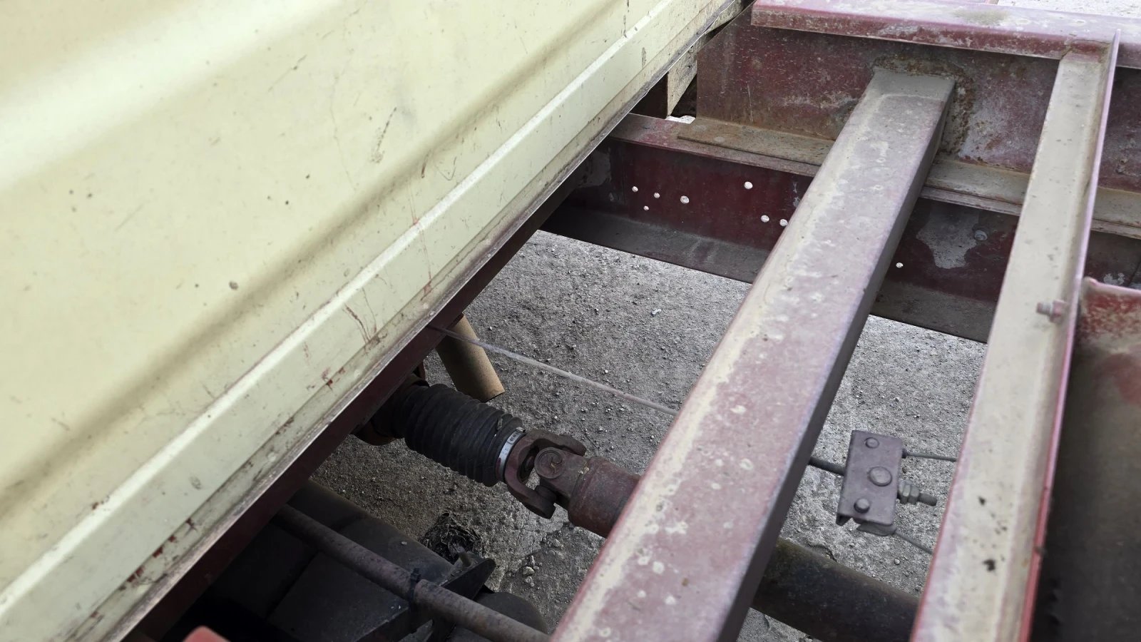 Iveco 35c13 2.3 jtd 3стр самосвал ново шаси, снимка 5 - Бусове и автобуси - 53758780