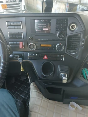 Mercedes-Benz Actros АДР, снимка 10