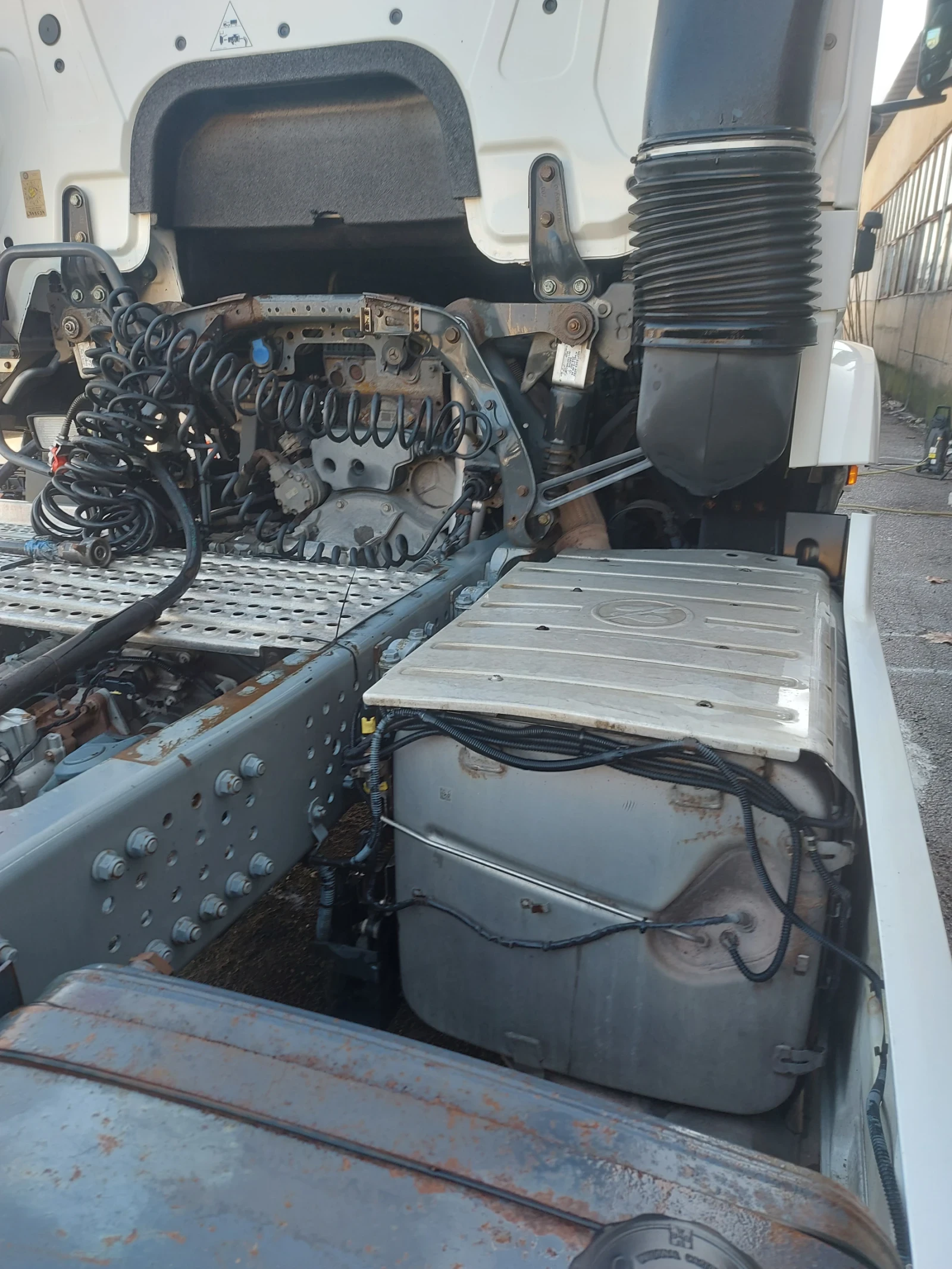 Mercedes-Benz Actros АДР - изображение 6