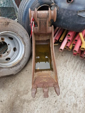 Багер Volvo Case, New Holland, снимка 5