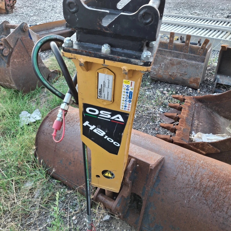 Багер JCB Morin, Case, New Holland