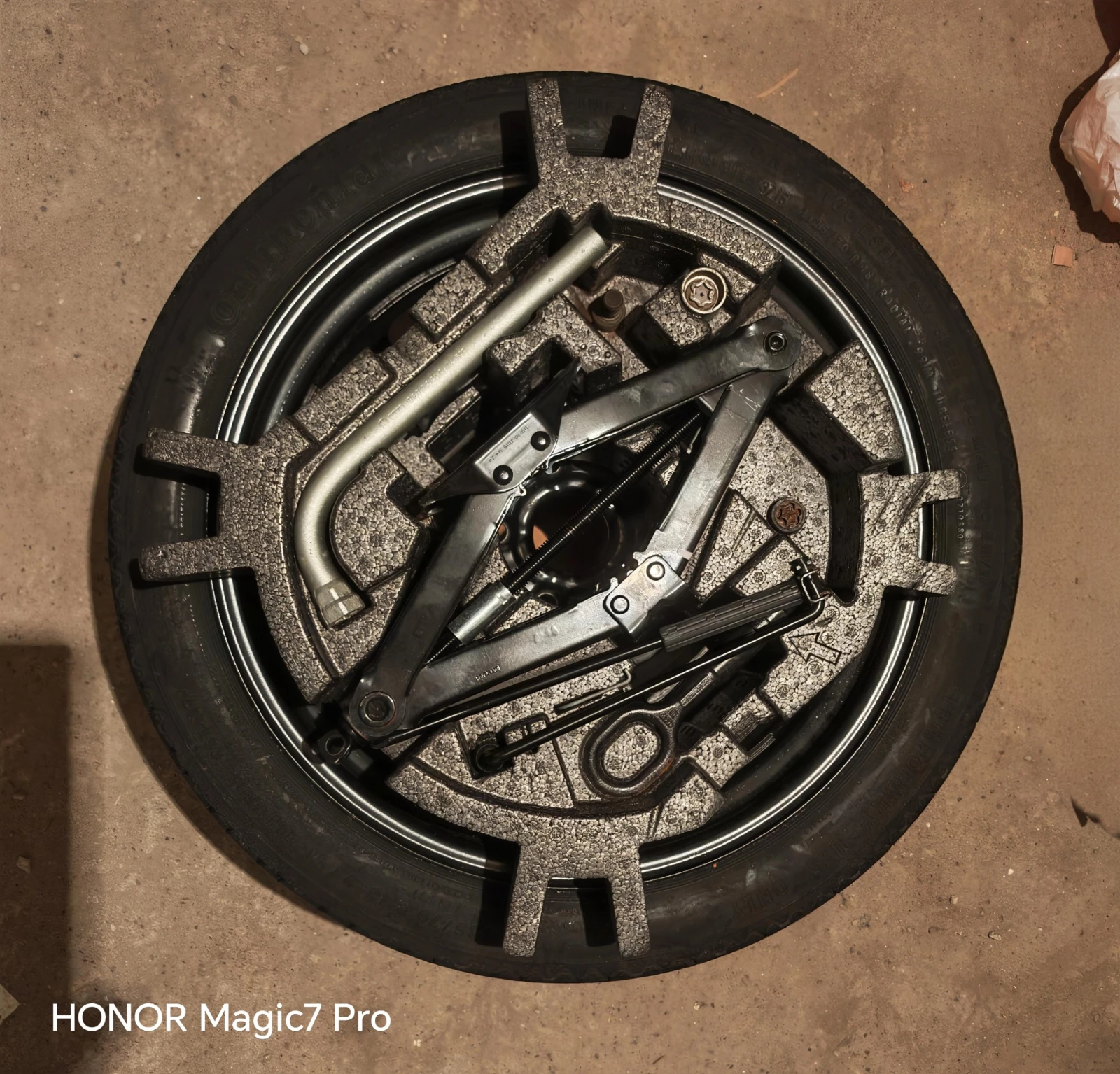 ���� � ������ 100/55R18 | Mobile.bg � ����������� 2