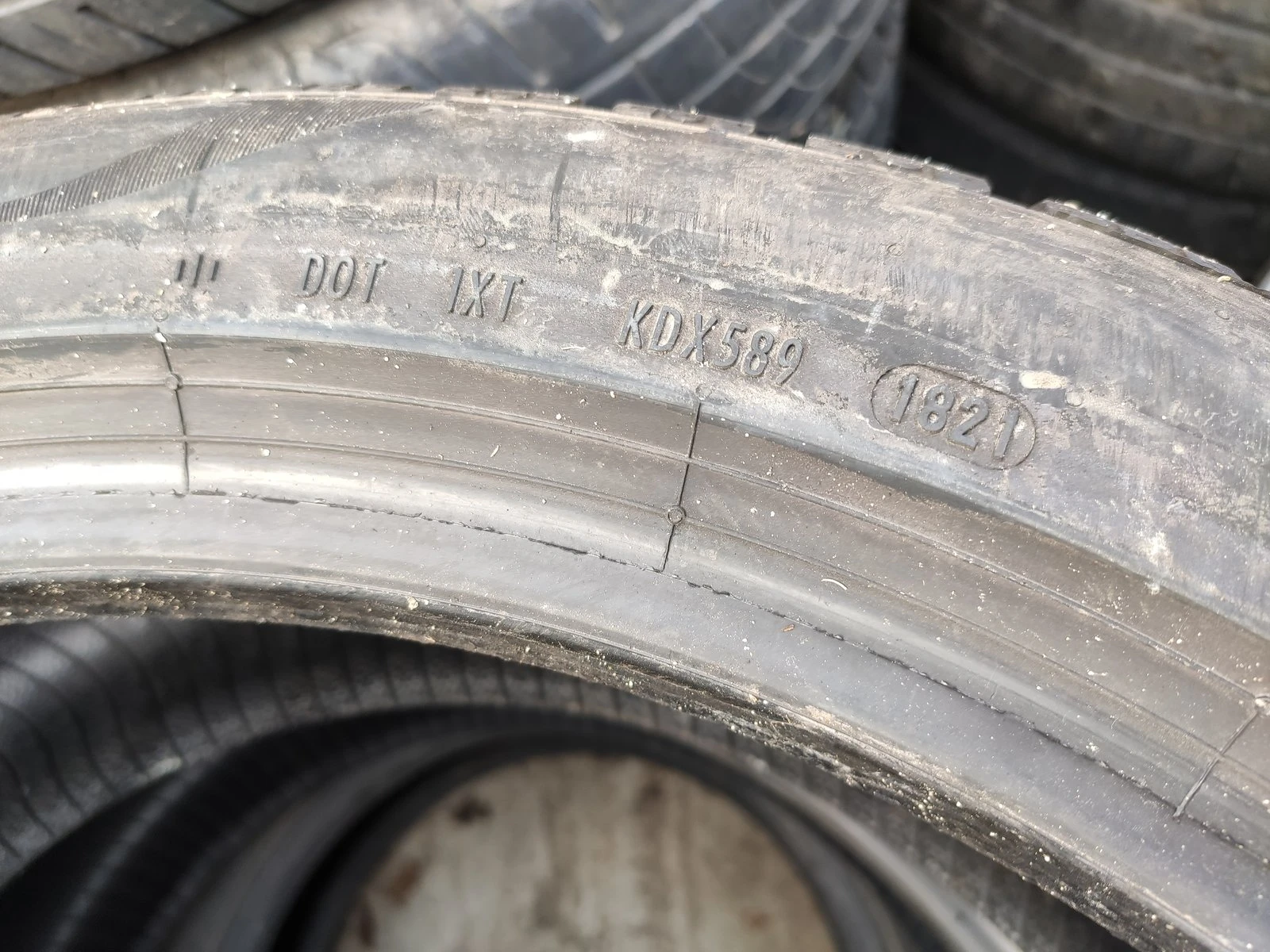 Гуми Зимни 245/45R20, снимка 6 - Гуми и джанти - 56735289