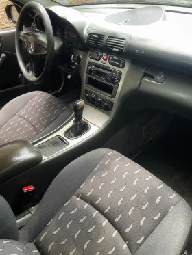 Mercedes-Benz C 200, снимка 4