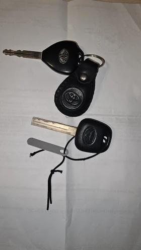 Toyota Auris, снимка 9