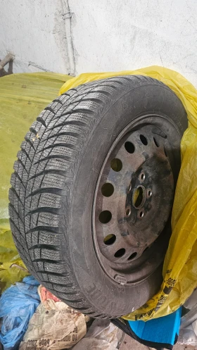 Toyota Auris, снимка 11