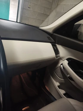 Jaguar E-pace 2.0D l4 R-Dynamic SE, снимка 7
