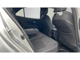Toyota Corolla 1.8 HSD A/T, Месечна вноска от 222   | Auto.bg — изображение 10