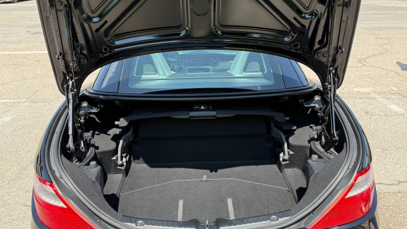 Mercedes-Benz SLK 250 AMG, снимка 15 - Автомобили и джипове - 52877920