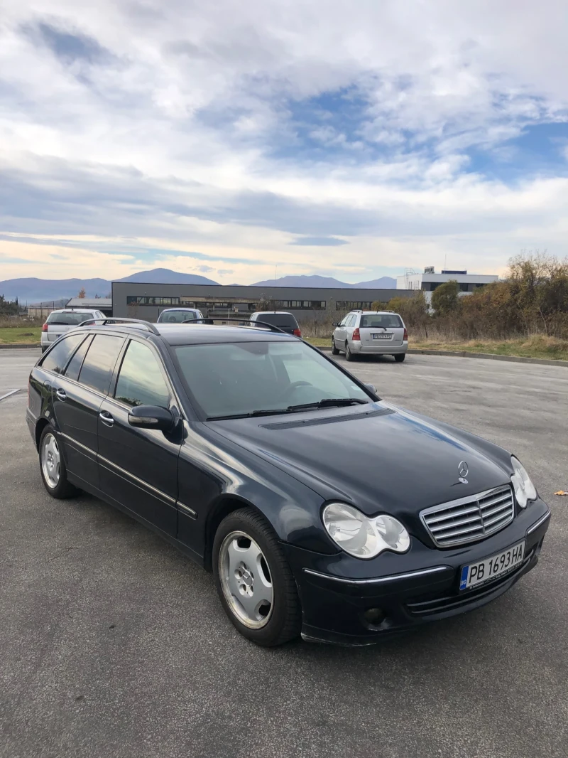 Mercedes-Benz C 220, снимка 2 - Автомобили и джипове - 48064280