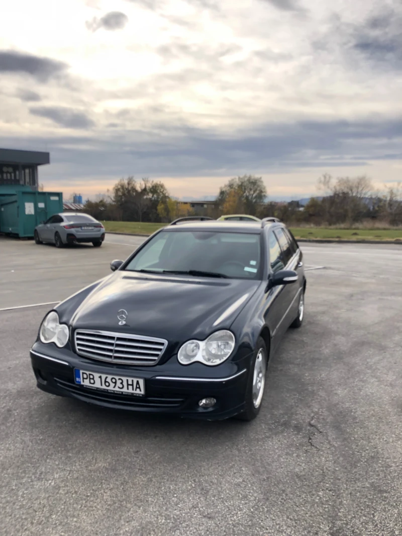 Mercedes-Benz C 220, снимка 1 - Автомобили и джипове - 48064280