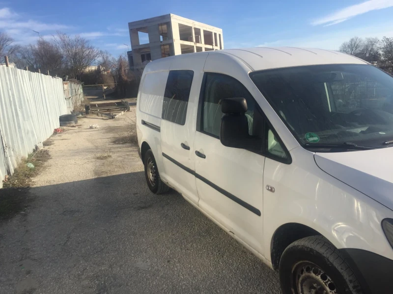 VW Caddy Макси, снимка 3 - Автомобили и джипове - 48604858