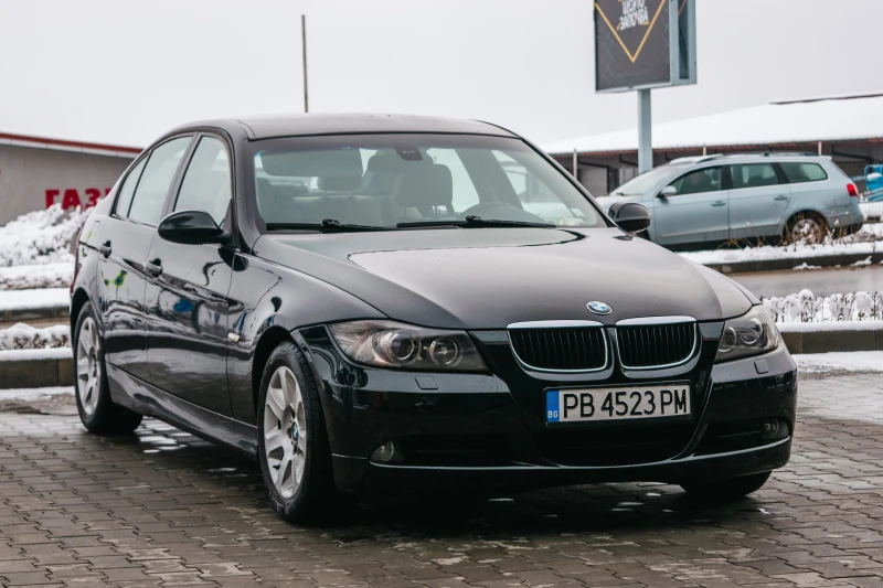 BMW 320, снимка 1 - Автомобили и джипове - 48667192