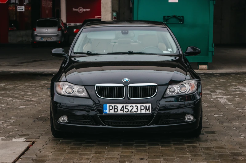 BMW 320, снимка 9 - Автомобили и джипове - 48667192