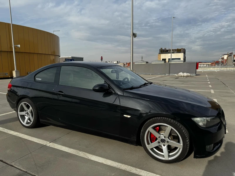 BMW 330, снимка 2 - Автомобили и джипове - 48836589