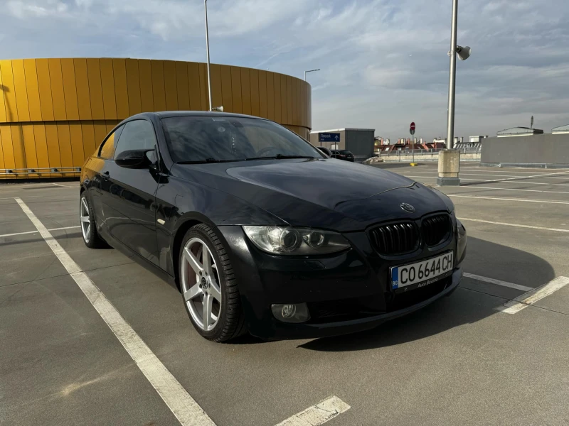 BMW 330, снимка 1 - Автомобили и джипове - 48836589