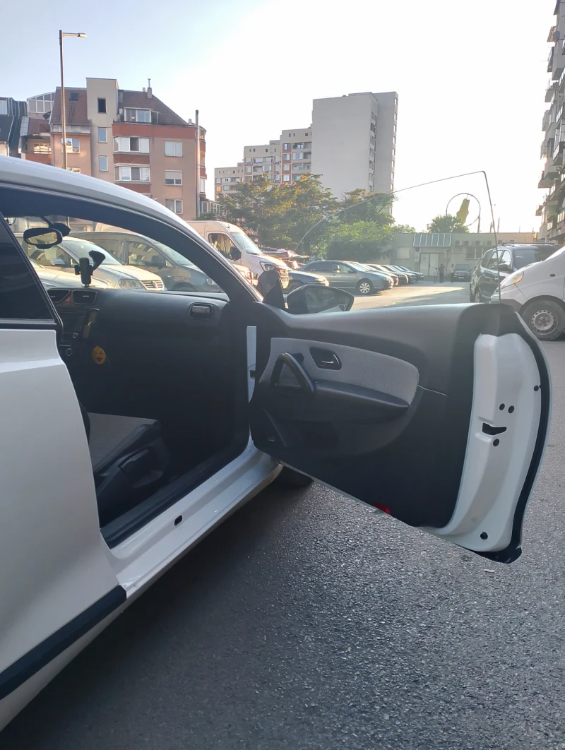 VW Scirocco 1.4L TSI, снимка 10 - Автомобили и джипове - 51726919