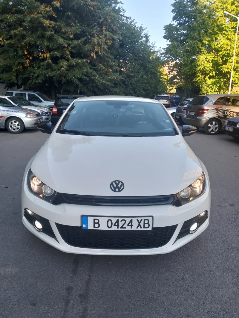 VW Scirocco 1.4L TSI, снимка 8 - Автомобили и джипове - 51726919