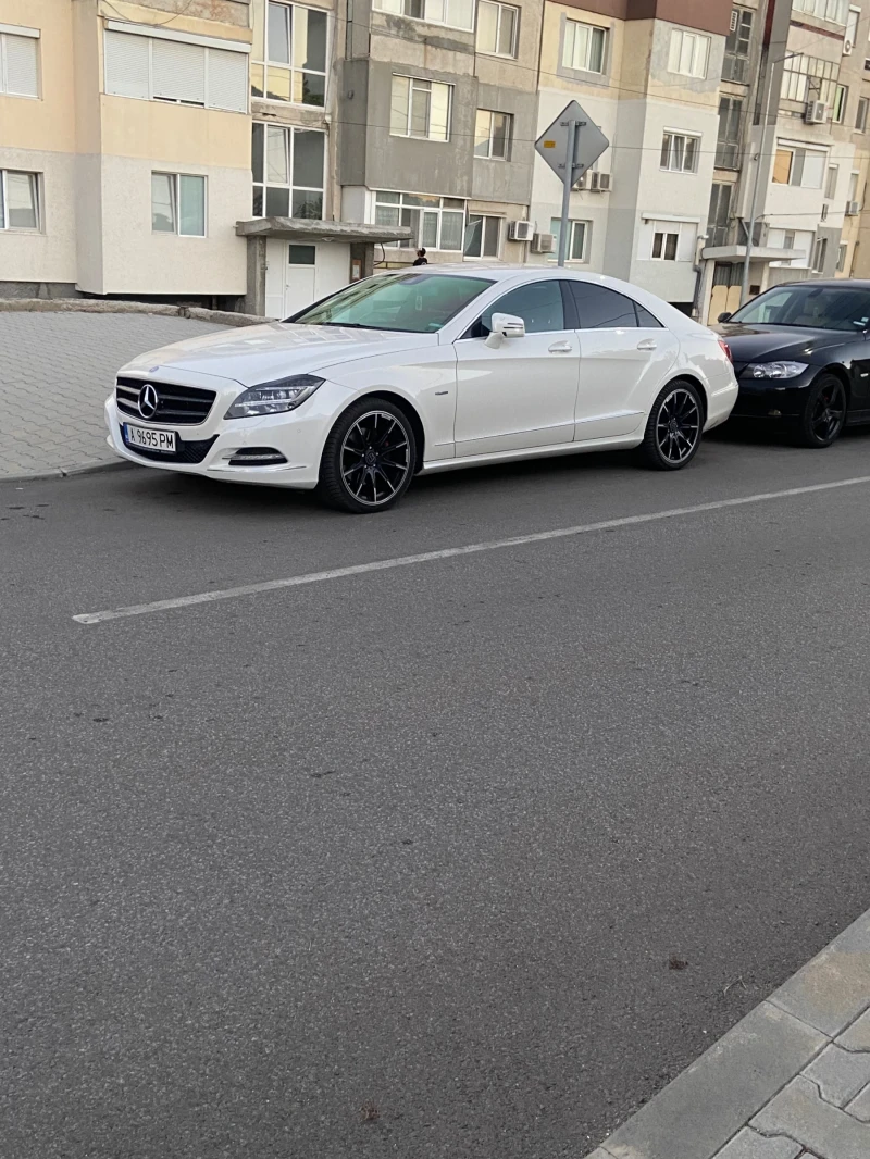 Mercedes-Benz CLS 350, снимка 11 - Автомобили и джипове - 51877738
