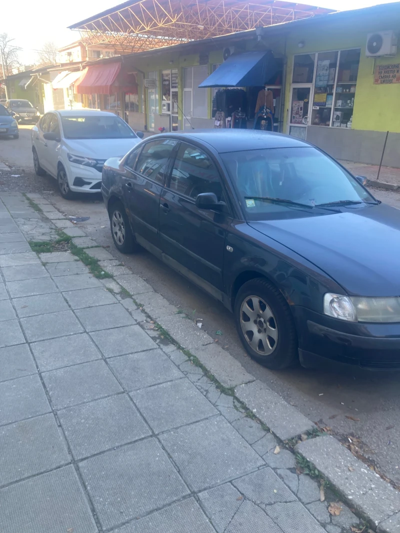 VW Passat, снимка 3 - Автомобили и джипове - 52266297