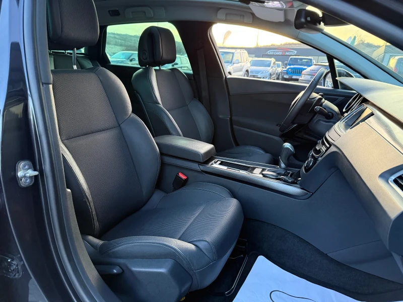 Peugeot 508 2.0 HDI SW * ПАНОРАМА* HEAD UP ДИСПЛЕЙ* КОЖЕН САЛО, снимка 11 - Автомобили и джипове - 52824639