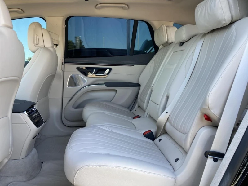 Mercedes-Benz EQS 500 4Matic AMG Line, снимка 10 - Автомобили и джипове - 53164709