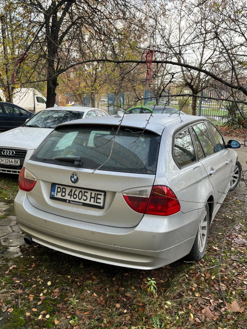 BMW 320 Е91 2.0 , снимка 4 - Автомобили и джипове - 53239127