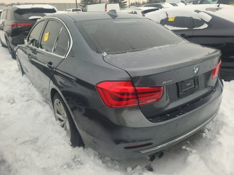 BMW 330 * 330I XDRIVE * CARFAX * ЦЕНА ДО БГ, снимка 4 - Автомобили и джипове - 53305564