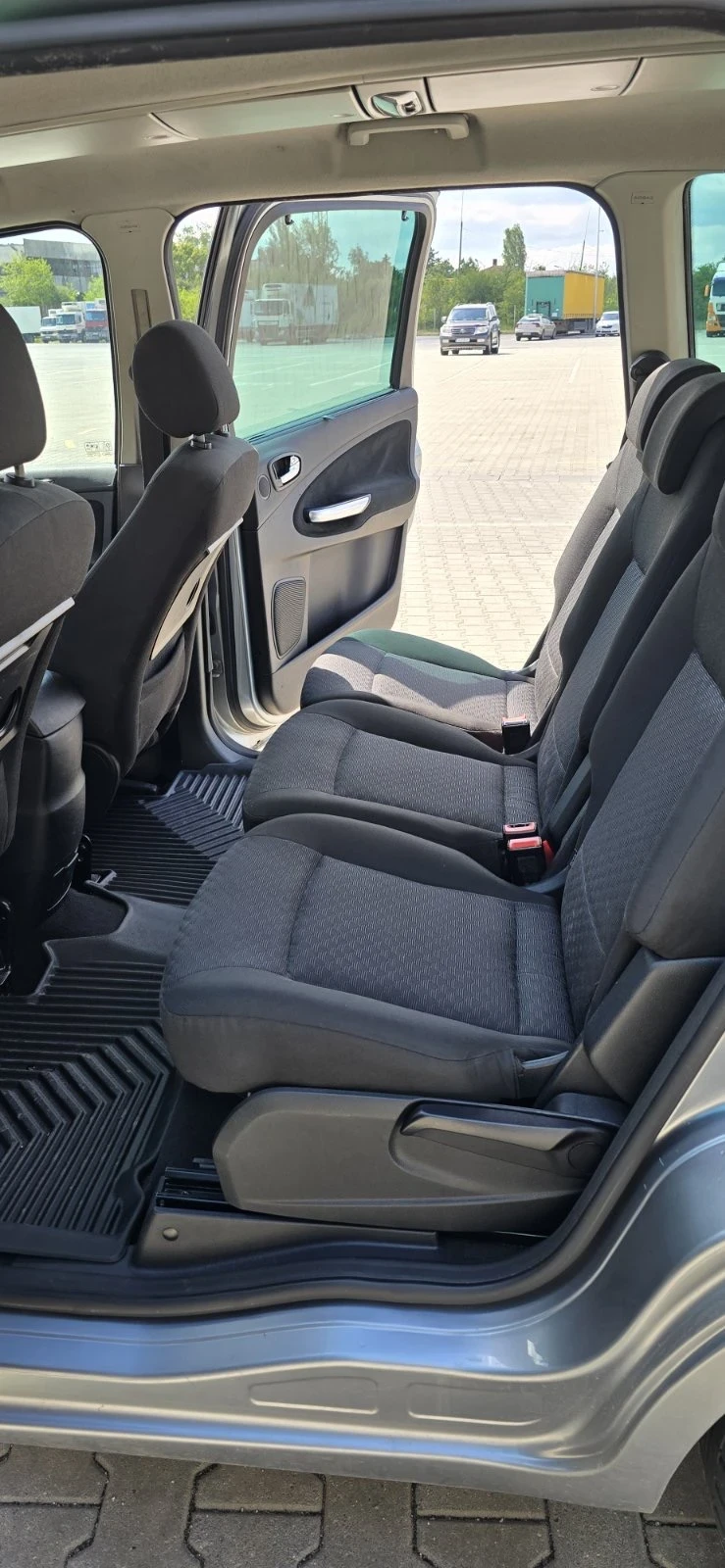 Ford Galaxy  - изображение 10