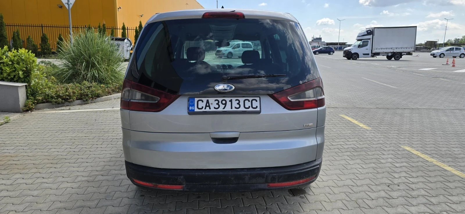 Ford Galaxy  - изображение 7