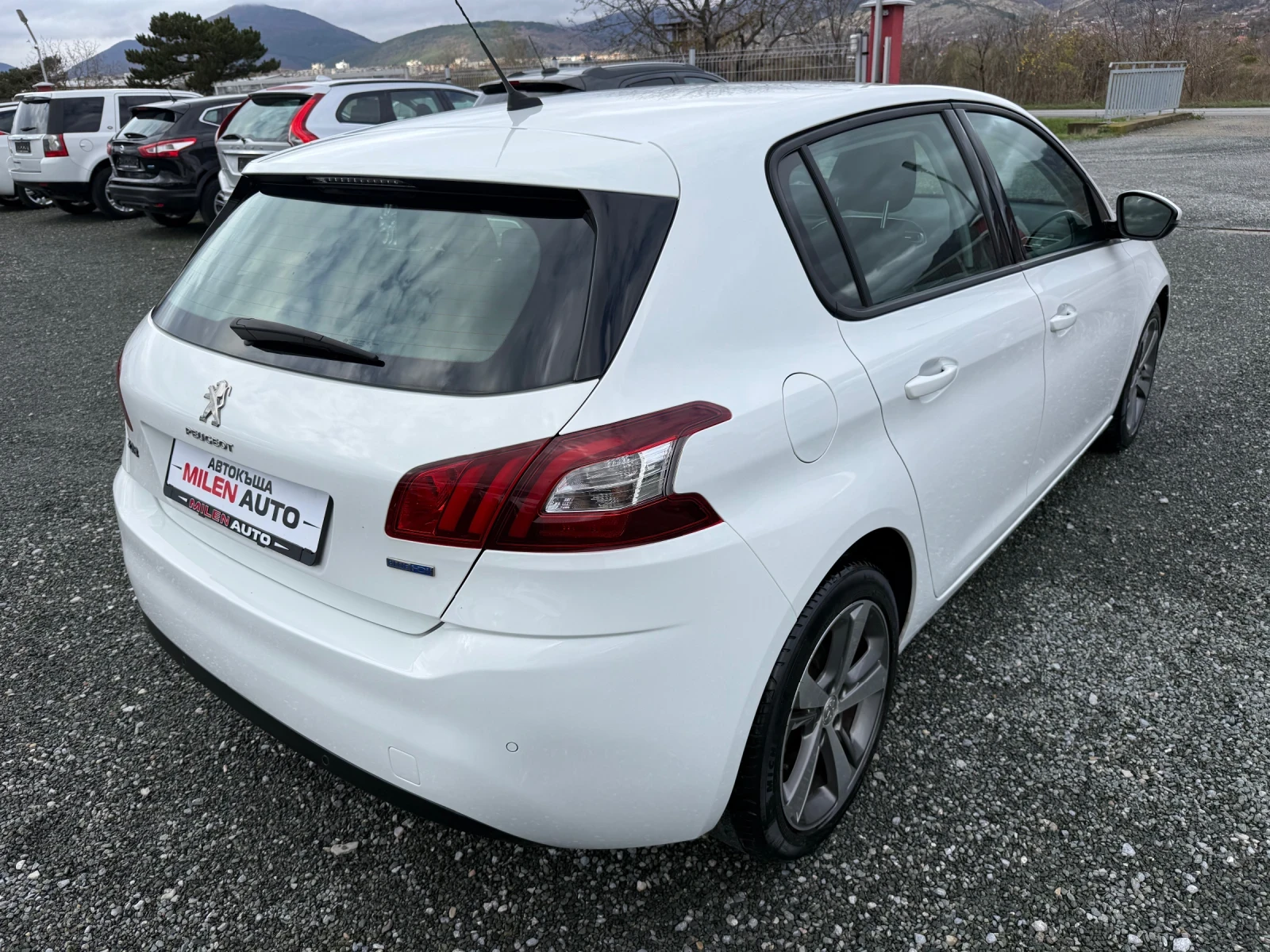 Peugeot 308 (KATO НОВА) - изображение 6