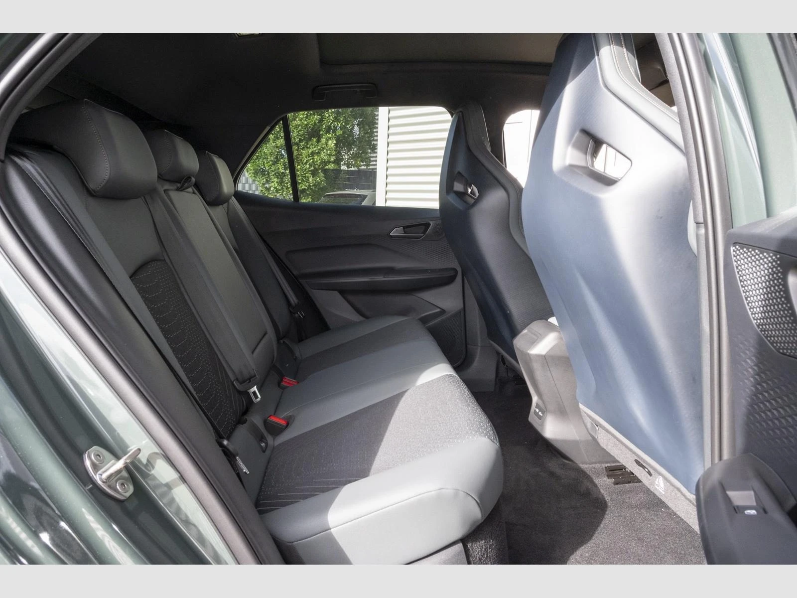 Cupra Born VZ 84kWh PANO LED 360-CAMERA HEAD UP | Mobile.bg � ����������� 13