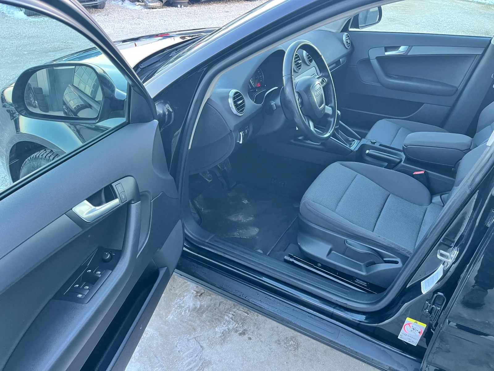 Audi A3 1.6i 102 ps - изображение 9