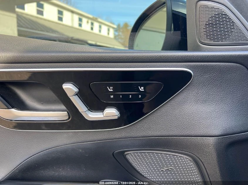 Mercedes-Benz C 300 2.0L I-4 DI, DOHC, VVT, TURBO, 255HP Rear Wheel | Mobile.bg � ����������� 6