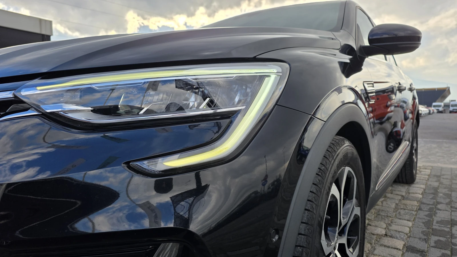 Renault Arkana TCe 140 EDC INTENS - изображение 9