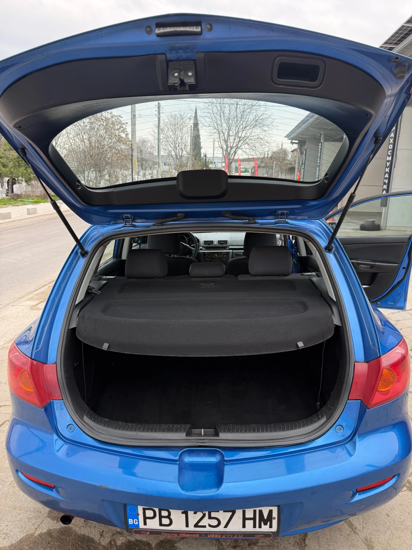 Mazda 3 Бензин/Газ, снимка 2 - Автомобили и джипове - 53754457