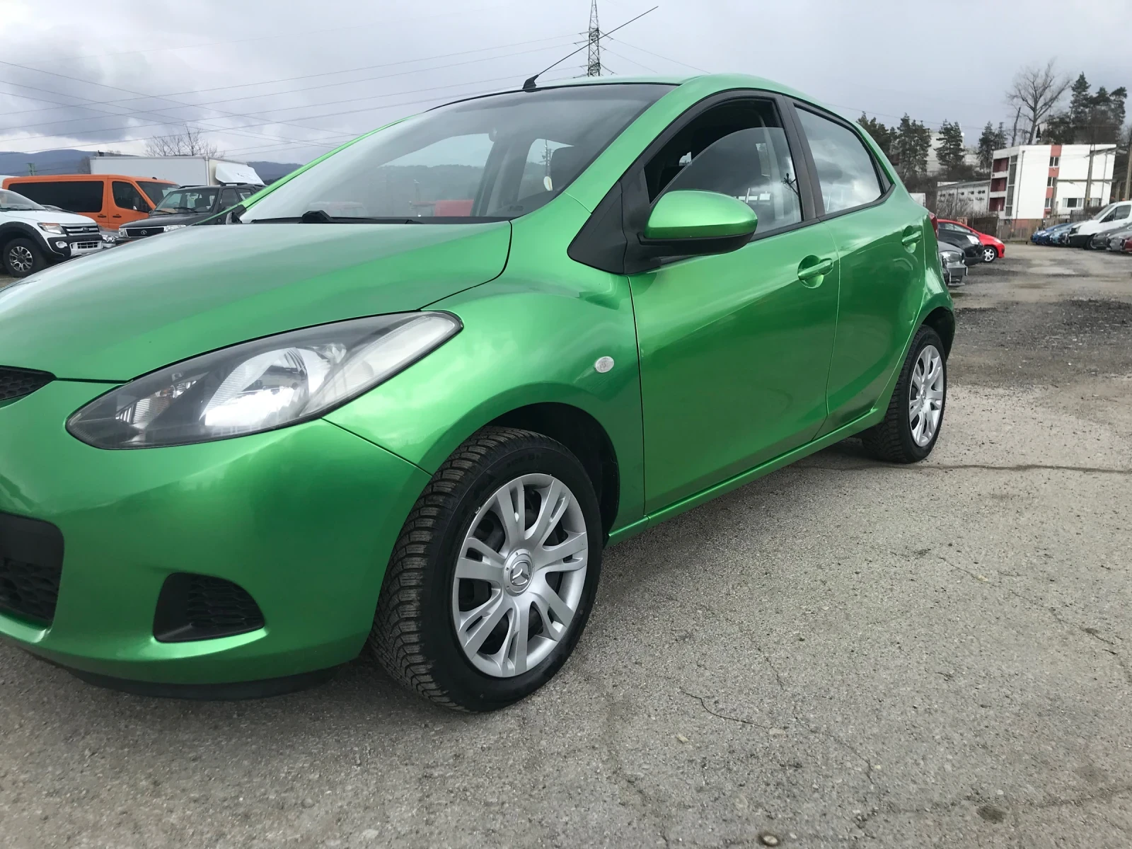Mazda 2 1.3I GERMANY , снимка 6 - Автомобили и джипове - 53928630