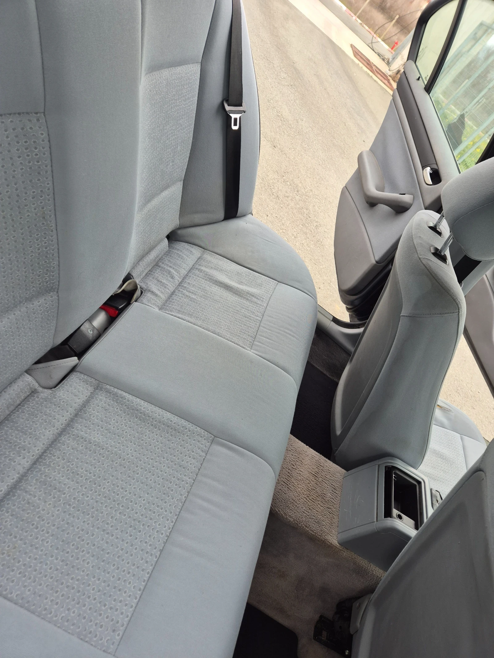 BMW 320, снимка 4 - Автомобили и джипове - 53934250