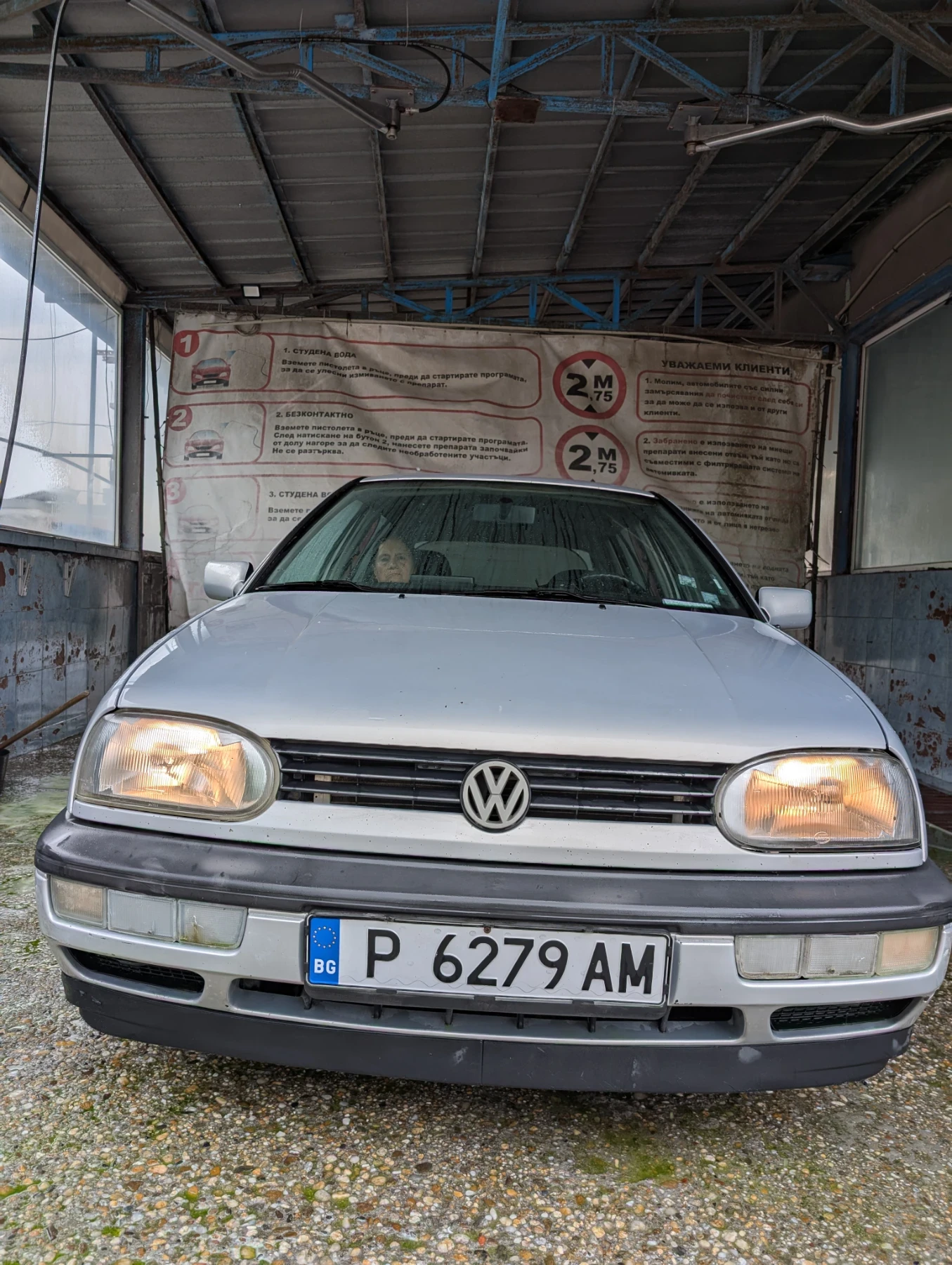 VW Golf, снимка 5 - Автомобили и джипове - 54031374