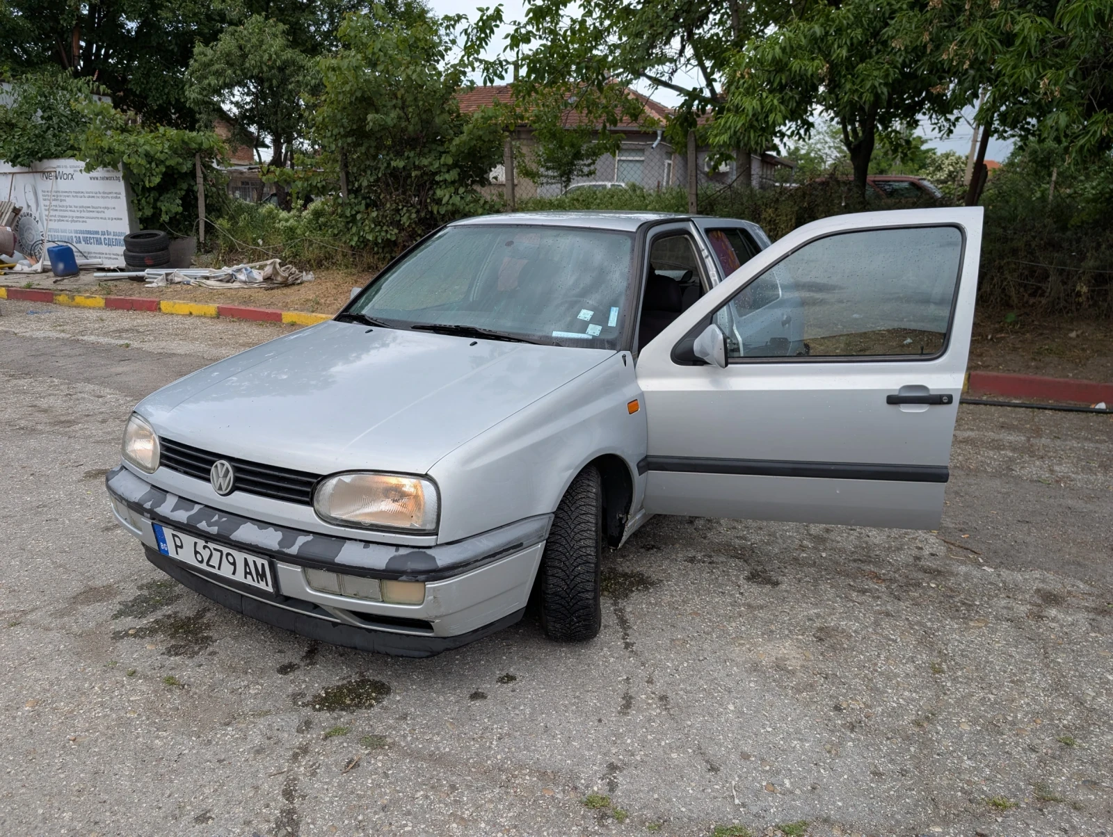VW Golf, снимка 8 - Автомобили и джипове - 54031374
