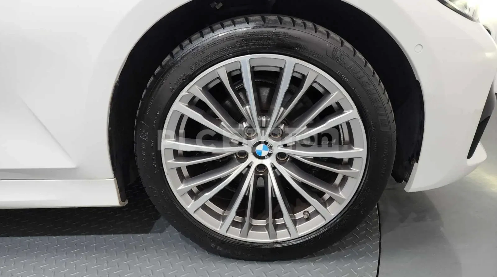 BMW 320 АВТОКРЕДИТ, снимка 3 - Автомобили и джипове - 54079670