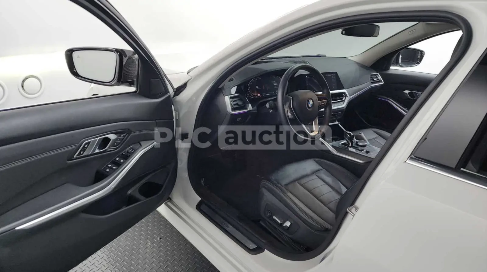 BMW 320 АВТОКРЕДИТ, снимка 8 - Автомобили и джипове - 54079670