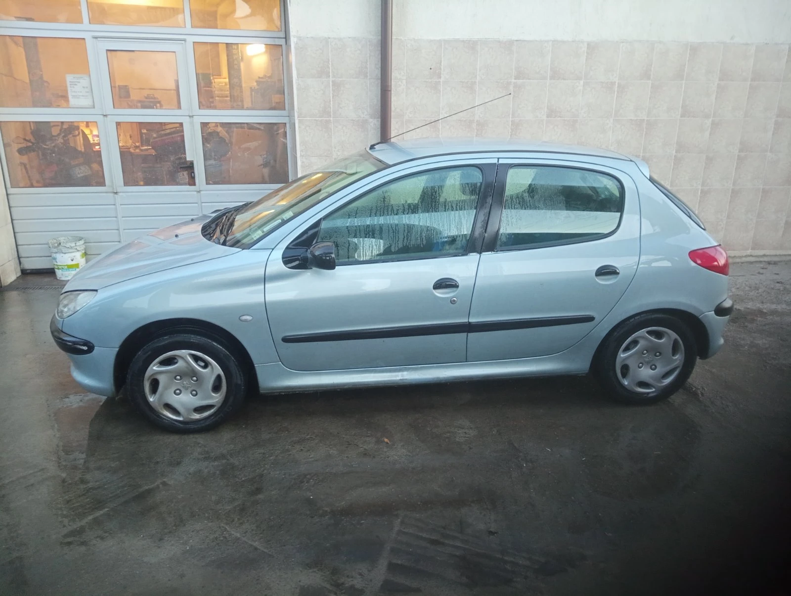 Peugeot 206, снимка 4 - Автомобили и джипове - 54357970
