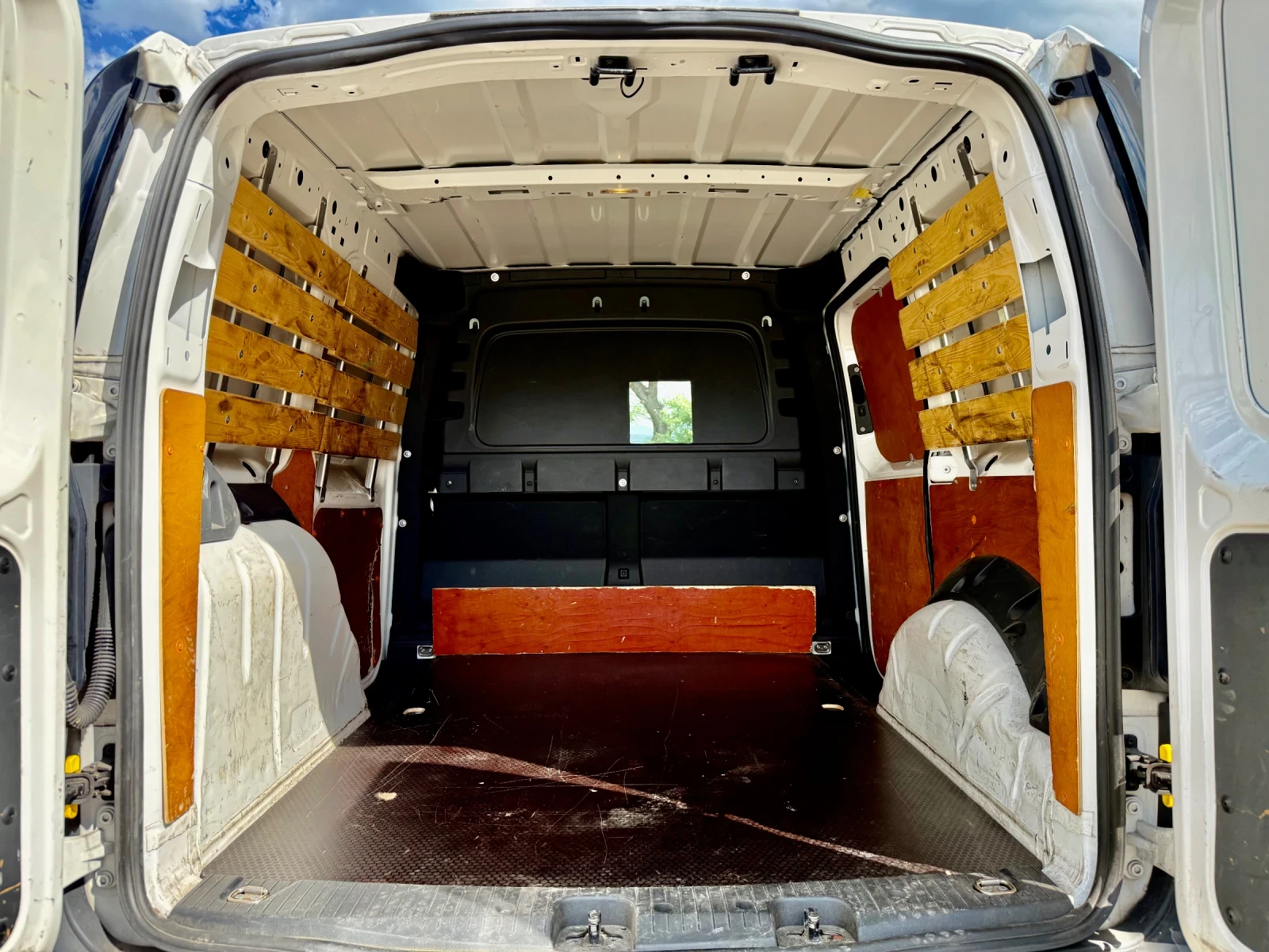 VW Caddy 2.0TDI/ 102��. 6���/ ��������� | Mobile.bg � ����������� 10