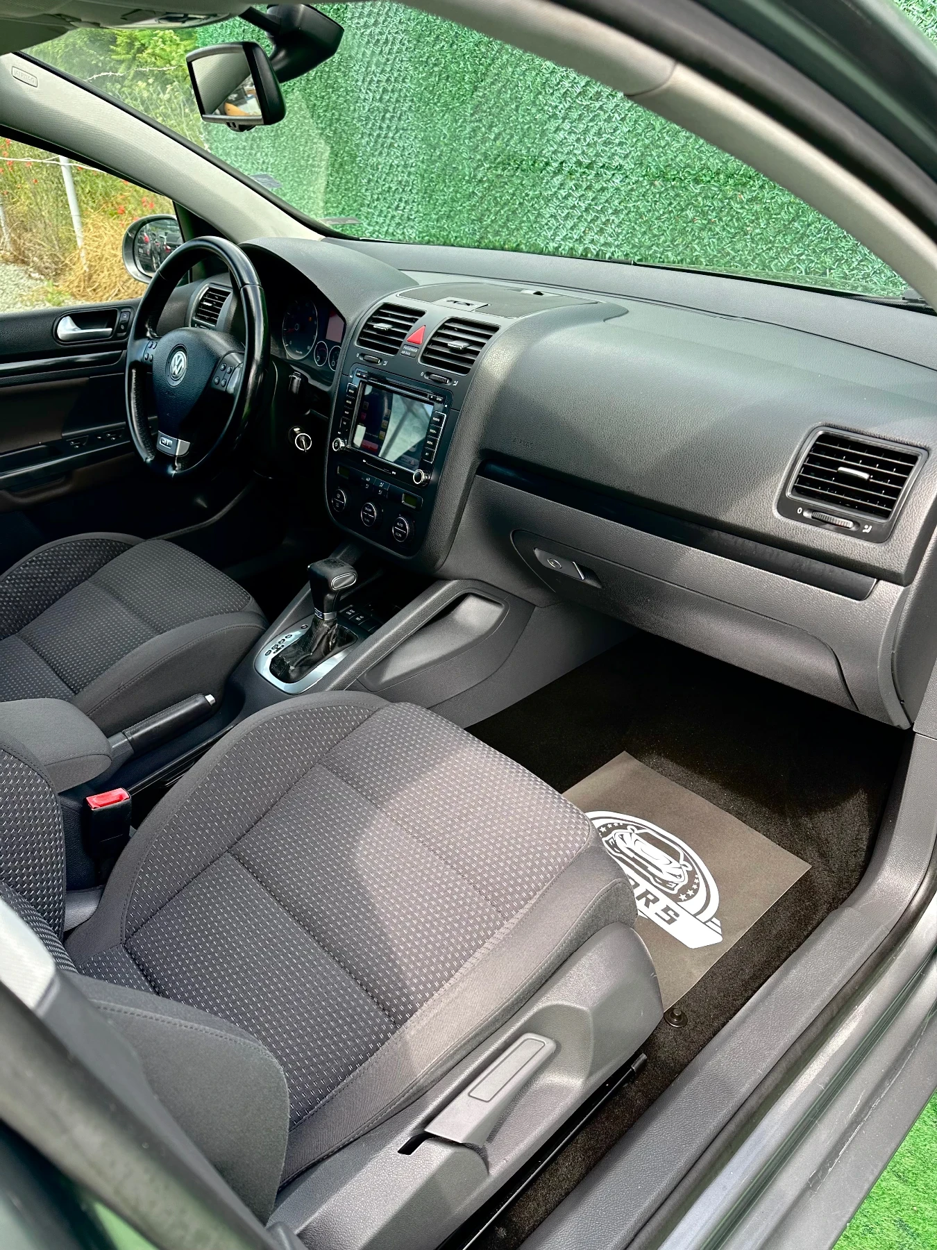 VW Golf GOLF GT 1.4 170ks, снимка 12 - Автомобили и джипове - 54838884