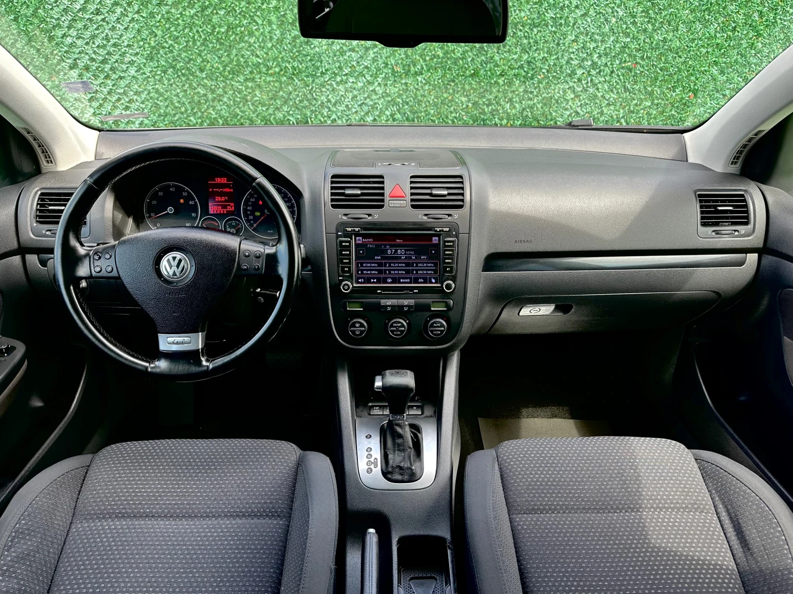 VW Golf GOLF GT 1.4 170ks, снимка 9 - Автомобили и джипове - 54838884