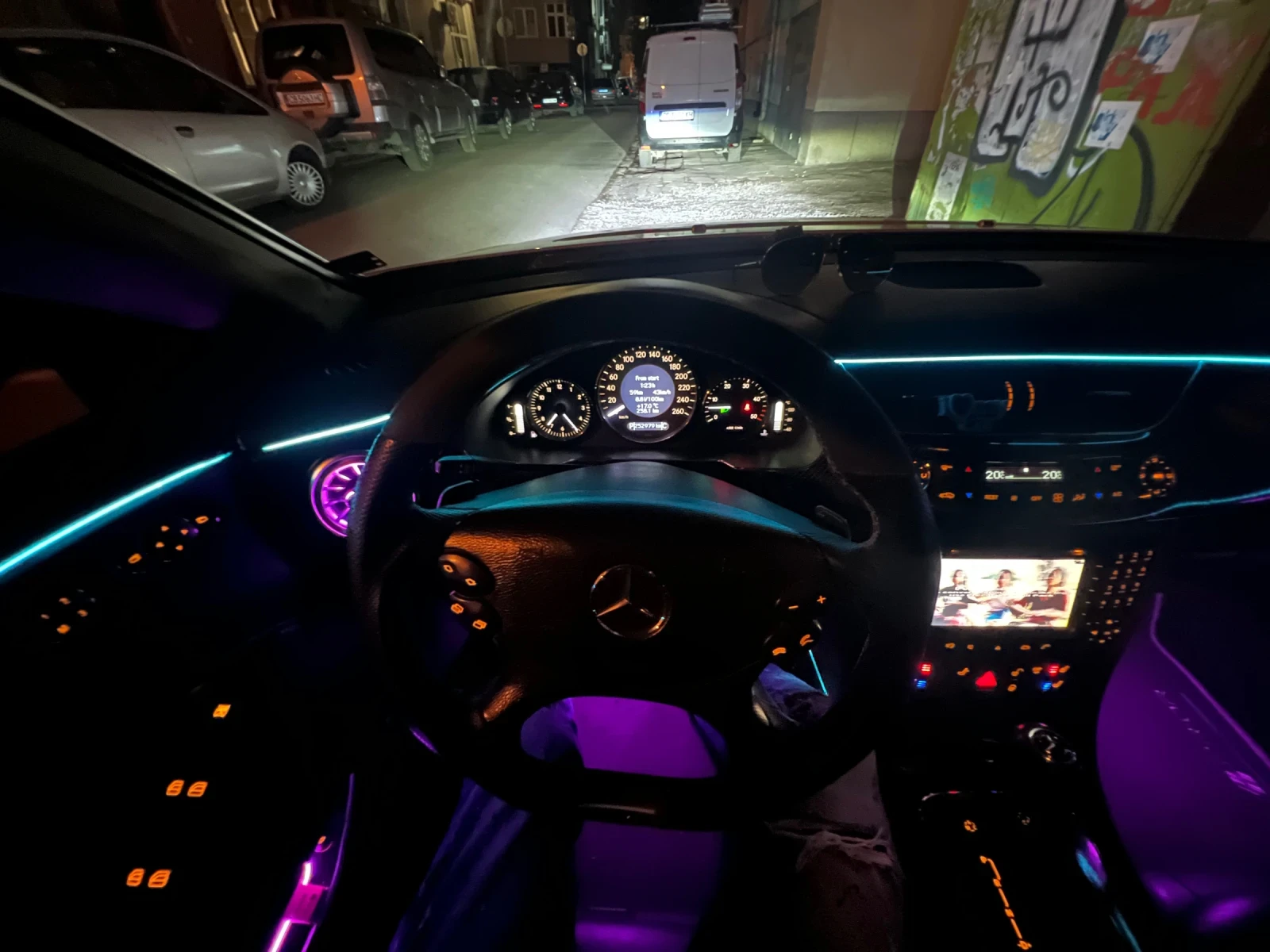 Mercedes-Benz CLS, снимка 15 - Автомобили и джипове - 55125400